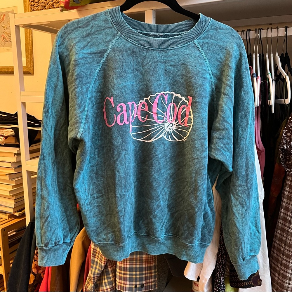 Cape Cod Tie Dye Pullover